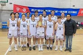 [NBA]詹姆斯前场抢断字母哥 强突上篮命中